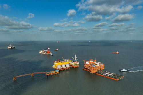 我的光影故事 回眸2023丨在海上，與重器走過四季